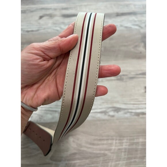 Authentic Burberry Belt Small like new preppy belt main image 4